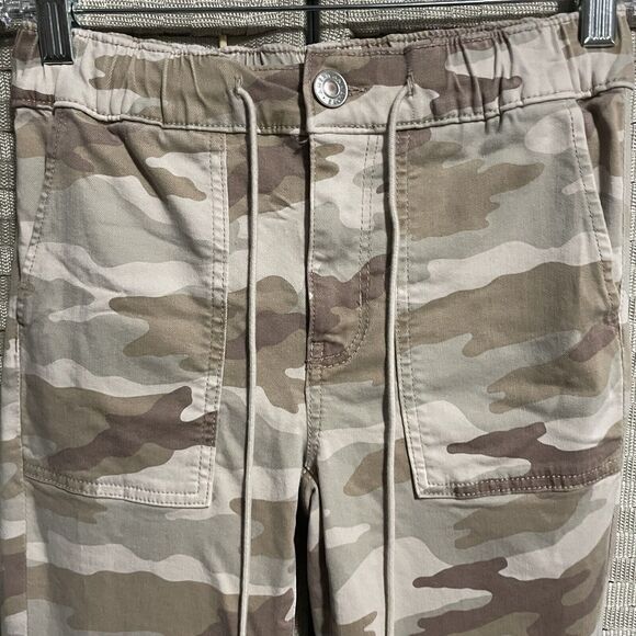 American Eagle Jogger Jeans Size 0R Beige Camo Denim Drawstring Zip Ankles - Picture 3 of 10